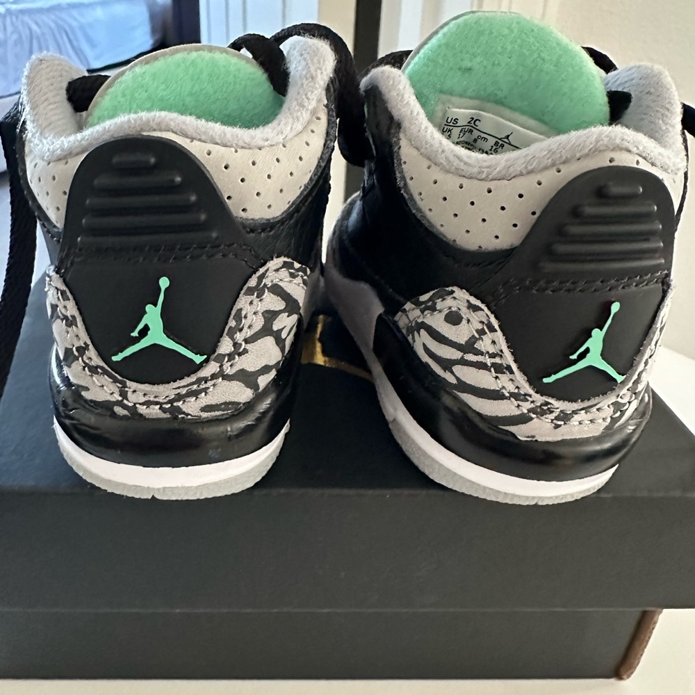 Like New baby Air Jordan 3 Retro Black and Mint Sneakers